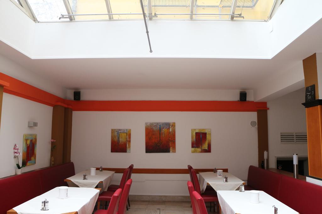 Hotel Carina Wien Ngoại thất bức ảnh