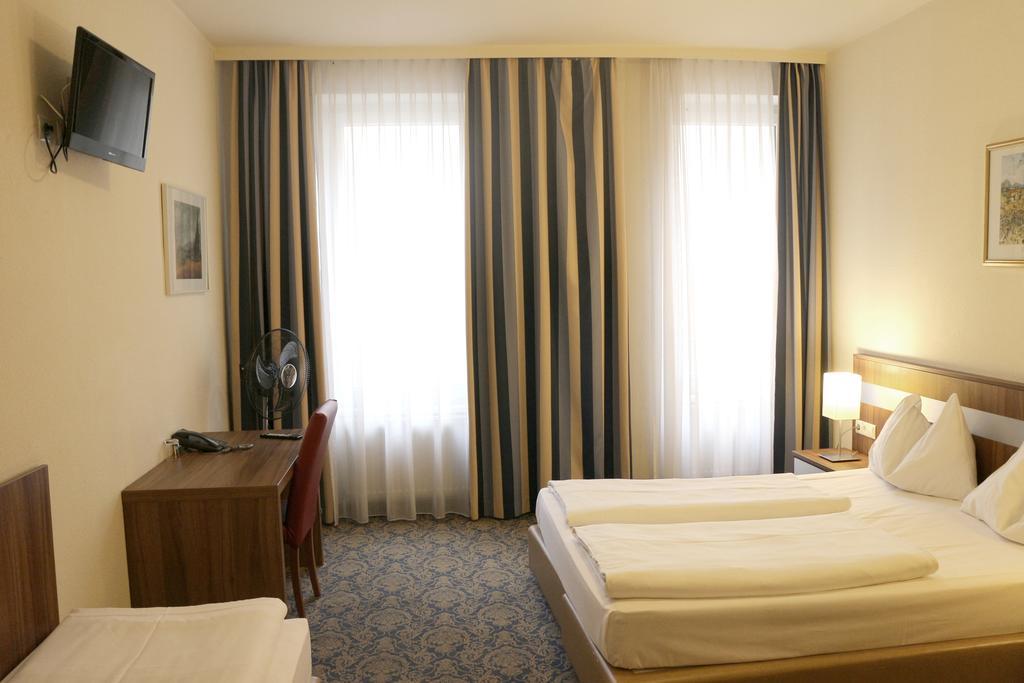 Hotel Carina Wien Ngoại thất bức ảnh