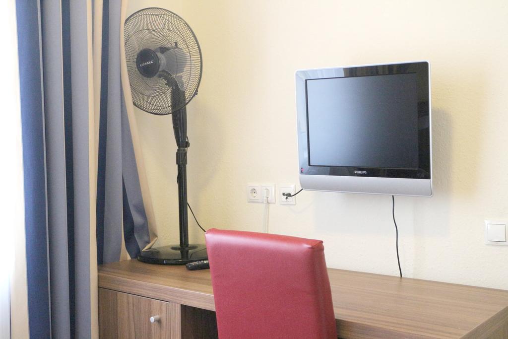 Hotel Carina Wien Ngoại thất bức ảnh