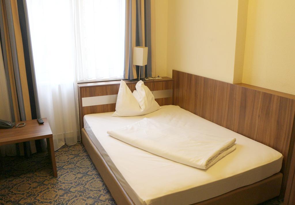 Hotel Carina Wien Ngoại thất bức ảnh